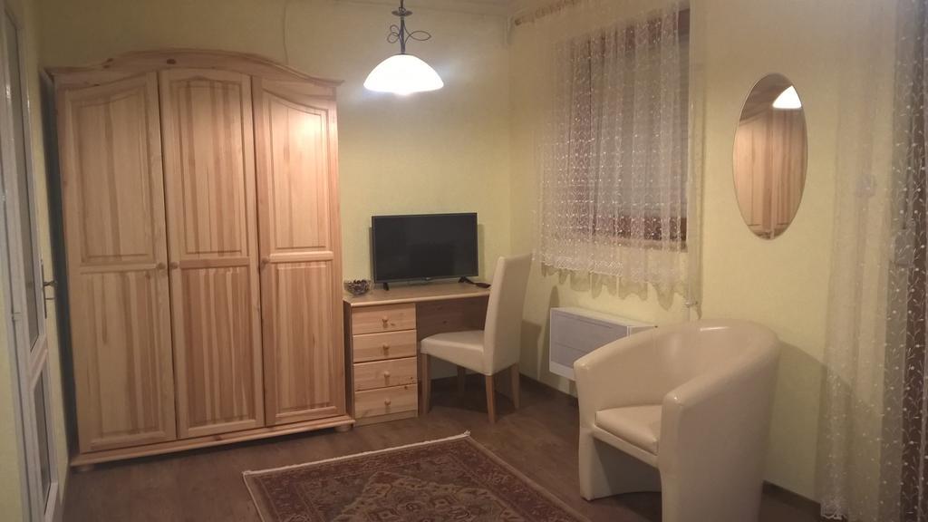 Pongracz Apartman Zirc Luaran gambar